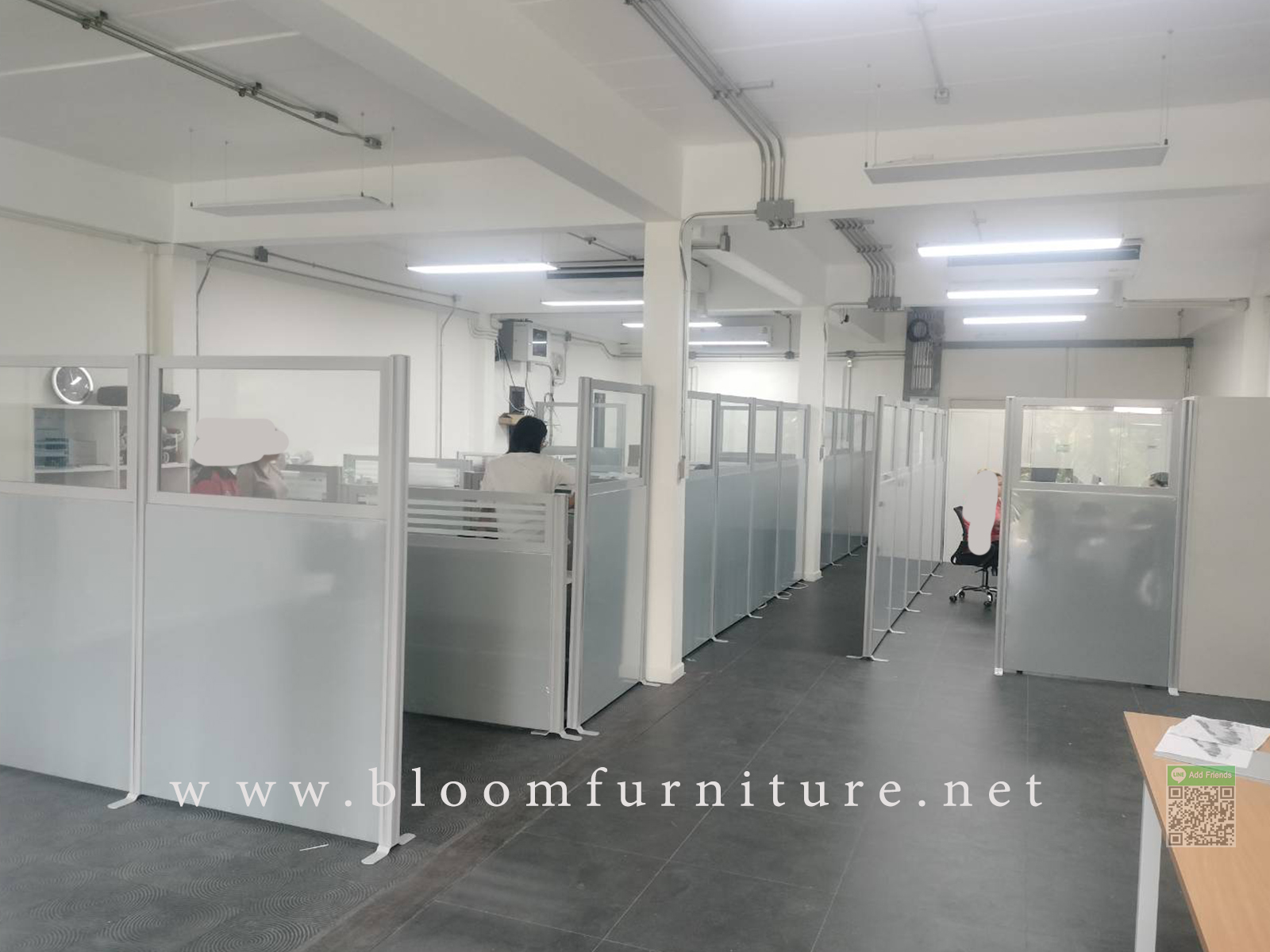 Partition พาร์ทิชั่นกั้นสำนักงาน หุ้มผ้า หุ้มหนัง คลิ๊ก !!! เพื่อชมรายละเอียดสินค้า