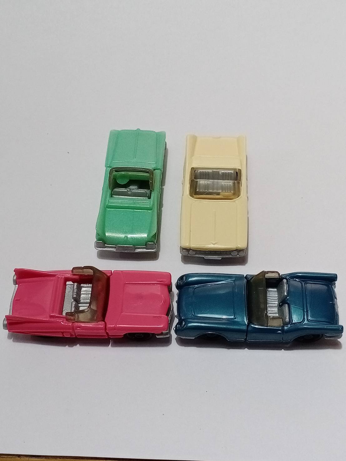 Model Car รวมรถ ชุด 4 คัน สเกล 1:87 (HO scale) Kinder Surprise Egg เยอรมัน