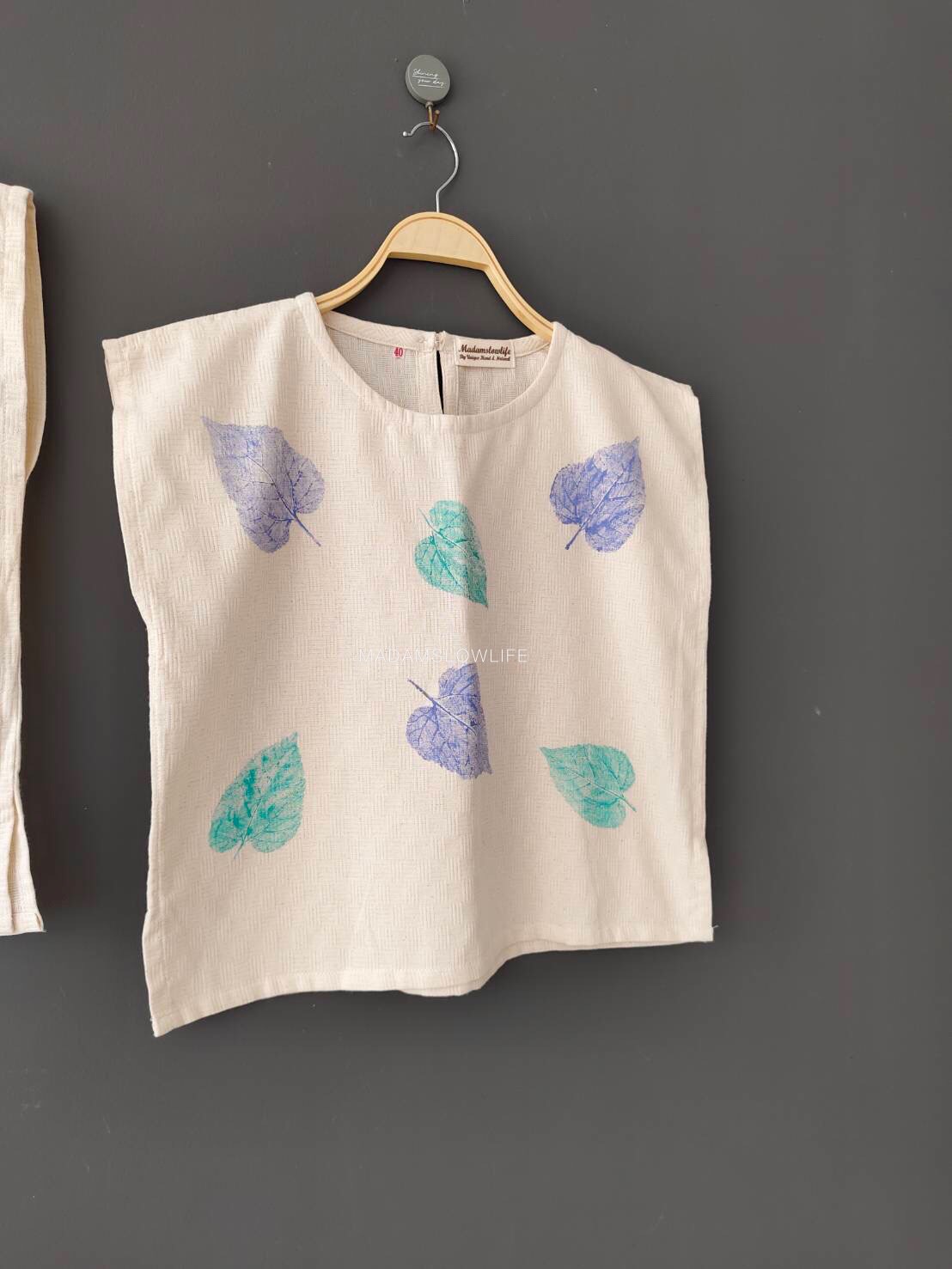 เสื้อแขนในตัว Size F อก 40 นิ้ว ยาว 21 นิ้ว