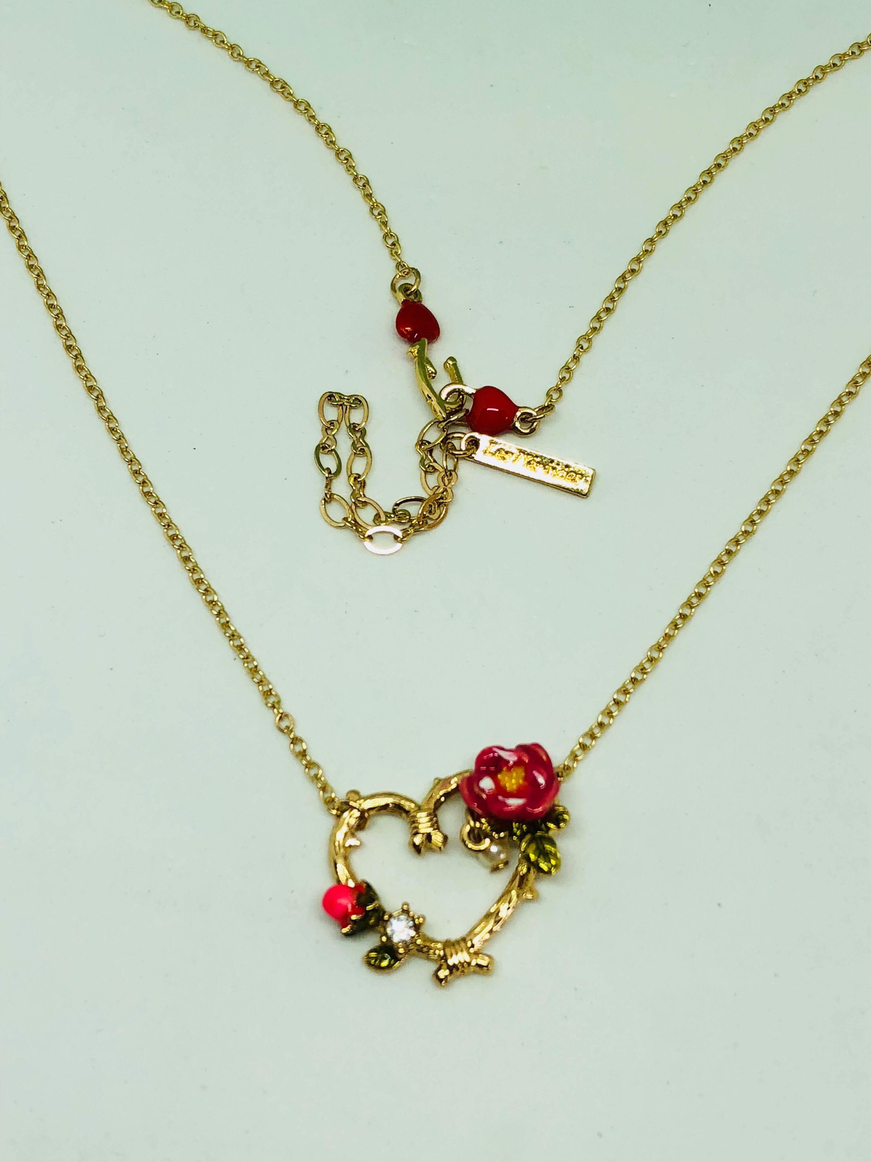 Les Nereides Necklace