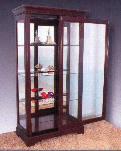 ตู้โชว์กระจกยาว บานเลื่อน ผลิตจากไม้ยางพารา ขนาด 95*48*180 ซม.