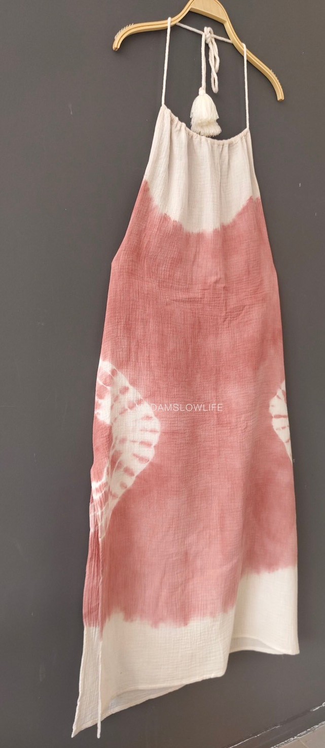 ชุดเดรสเว้าหลังให้ลุคน่ารัก มัดย้อมสีปลอดสารพิษ Size: F