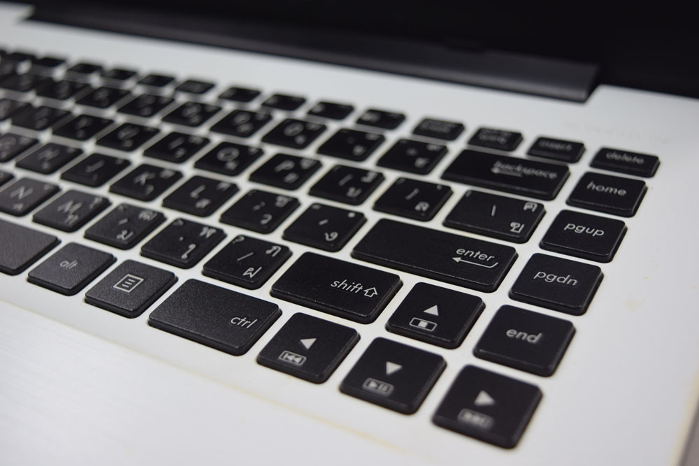 ขาย Asus K455LF จอ14” สีขาวสวย ซีพียูระดับ Core i3 การ์ดจอแยก 2GB แค่ 5,990