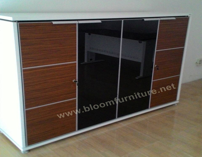 ตู้เก็บเอกสาร 4 บานประตู (2 บานกลางกระจก) ชุด Zebrano ขนาด 180*48*124 ซม.