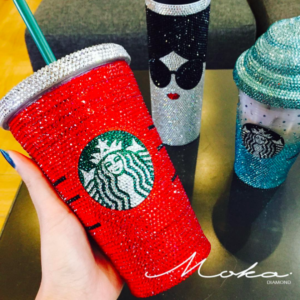 แก้วสตาบัคติดเพชร สีแดง 16 oz.