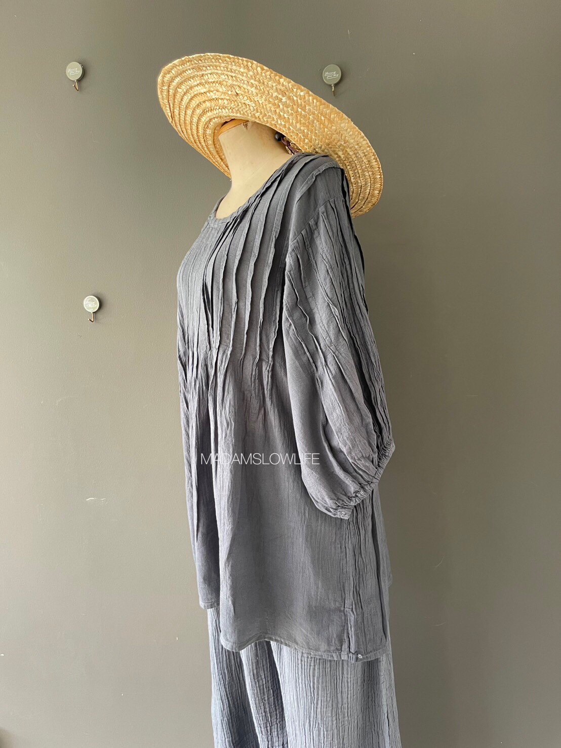 เสื้อ+กางเกงขายาว สีเทาเข้ม สวมใส่สบาย Size:F