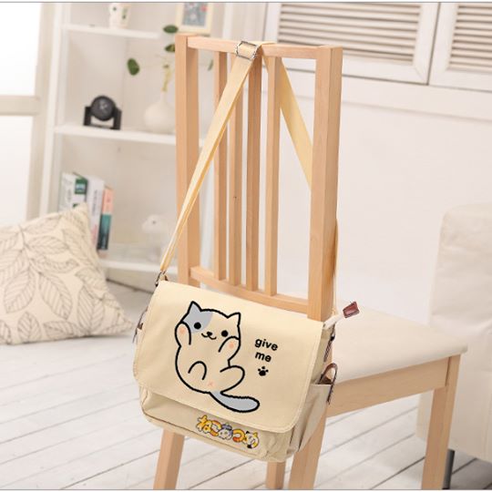 กระเป๋าสะพาย ลาย Neko Atsume