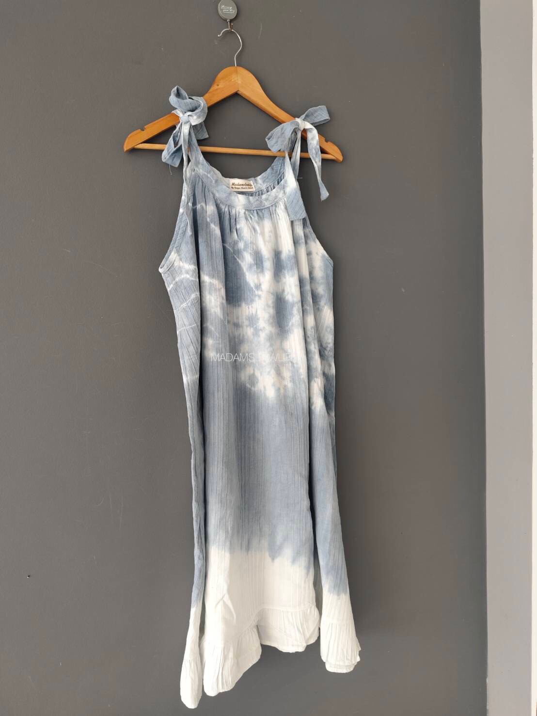 ชุดเดรสผู้ใหญ่นางฟ้ามัดย้อมสีฟ้าเทา Size: F