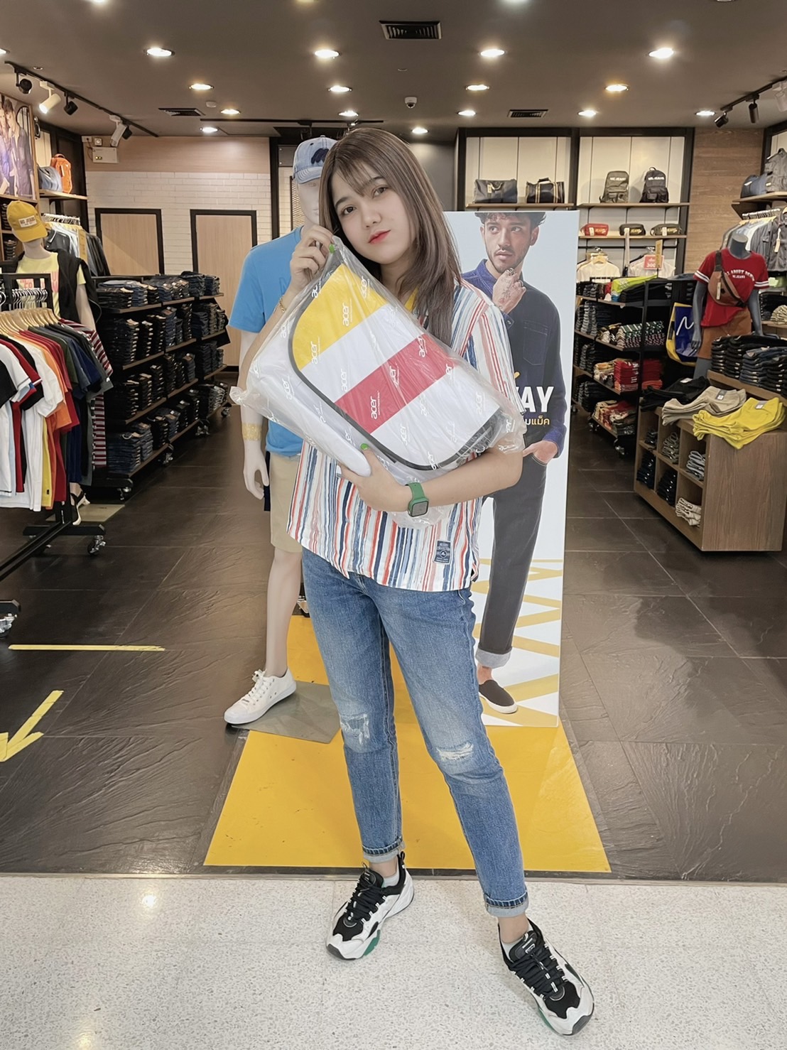 กระเป๋าสะพายข้าง Acer Crossbody สำหรับโน๊ตบุ๊ค รุ่นใหม่สุด ปี 2021 แท้ศูนย์