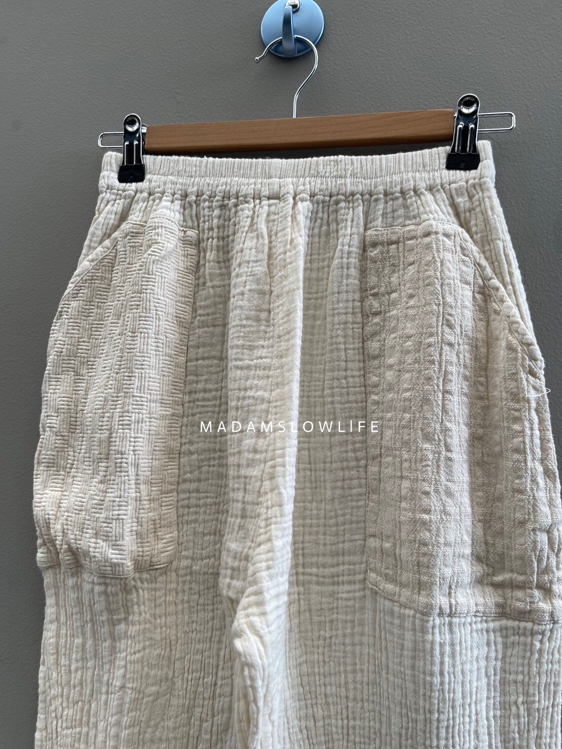 กางเกงขายาว เนื้อผ้าคอตตอน Cotton Soft with texture design นิ่มใส่สบาย อัดยับ ไม่ต้องรีด เอวยืด Elastic waist
