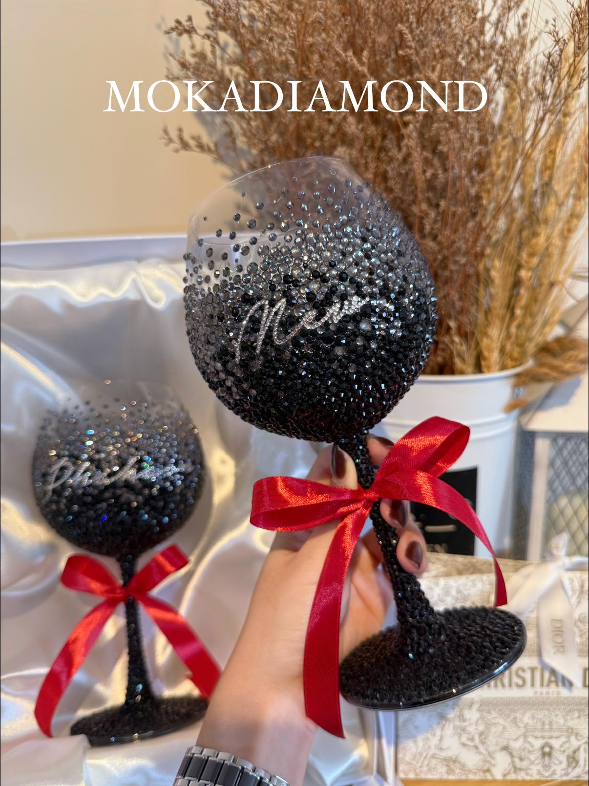 แก้วไวน์ติดเพชรสี 2Tone (สั่งทำตามแบบ)