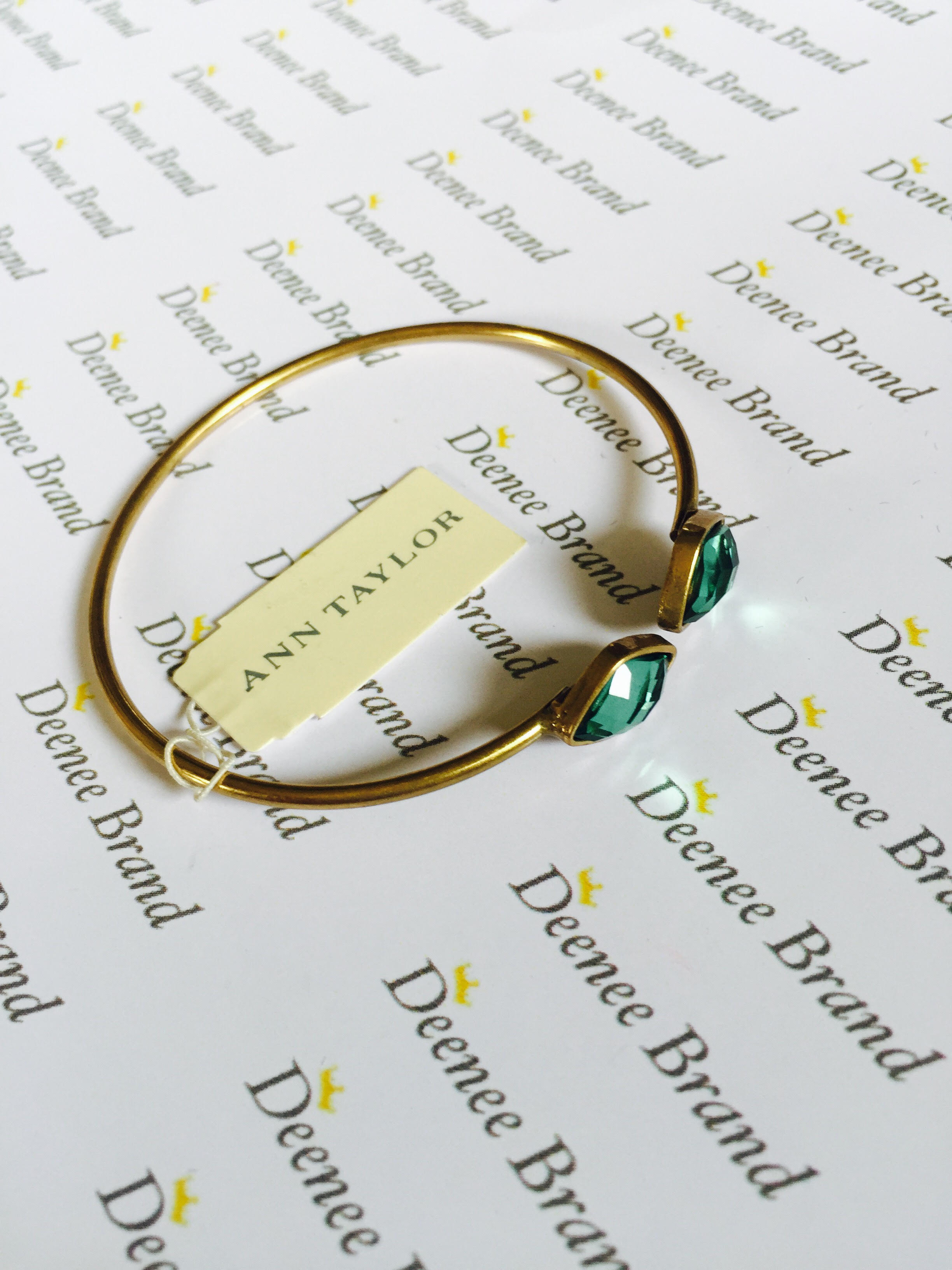 Ann Taylor กำไลคริสตัล