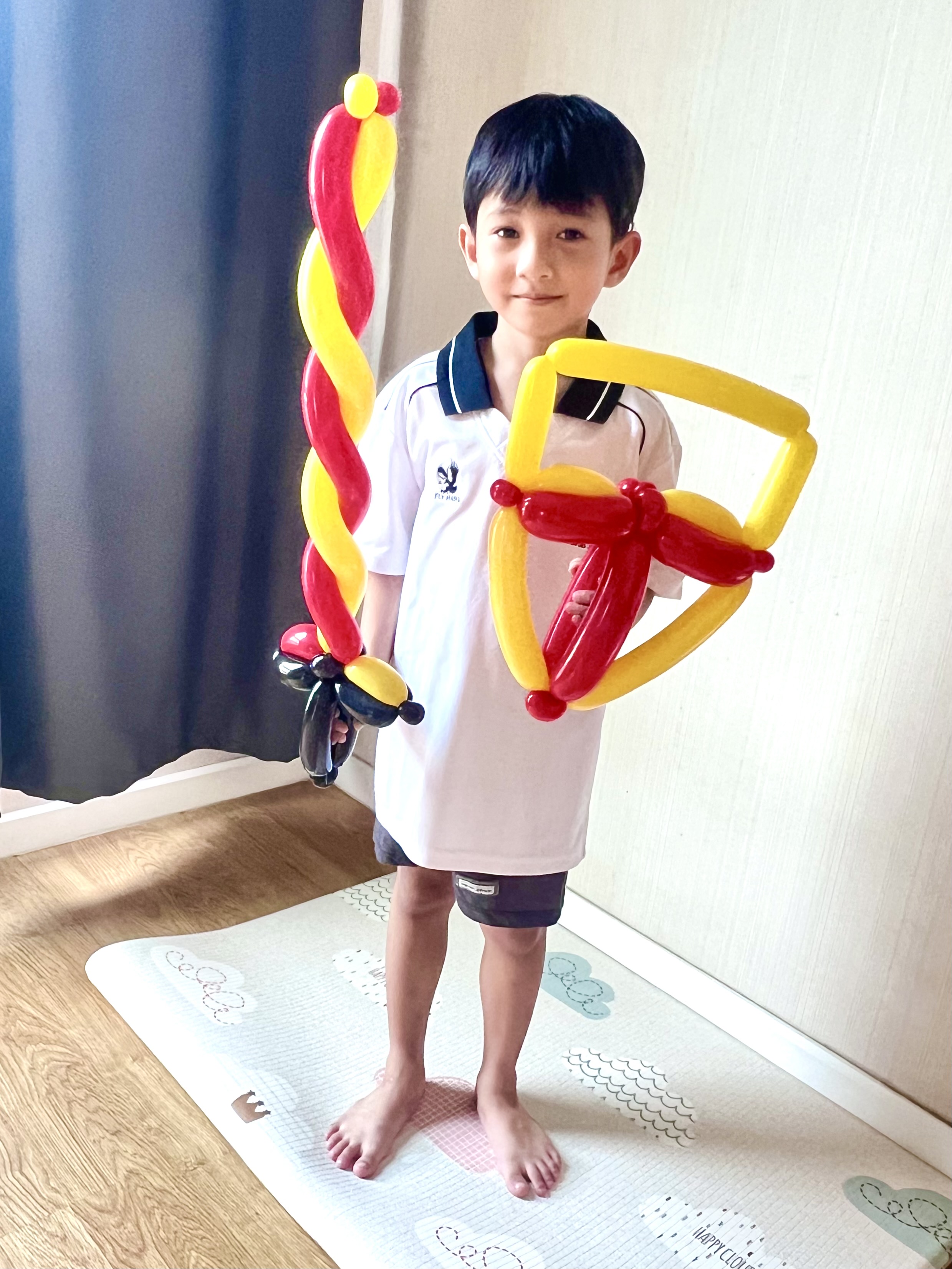 ตัวตลกโบโซ่ บิดลูกโป่งแฟนซี รูปต่างๆ รูปสัตว์ได้ทุกสัตว์