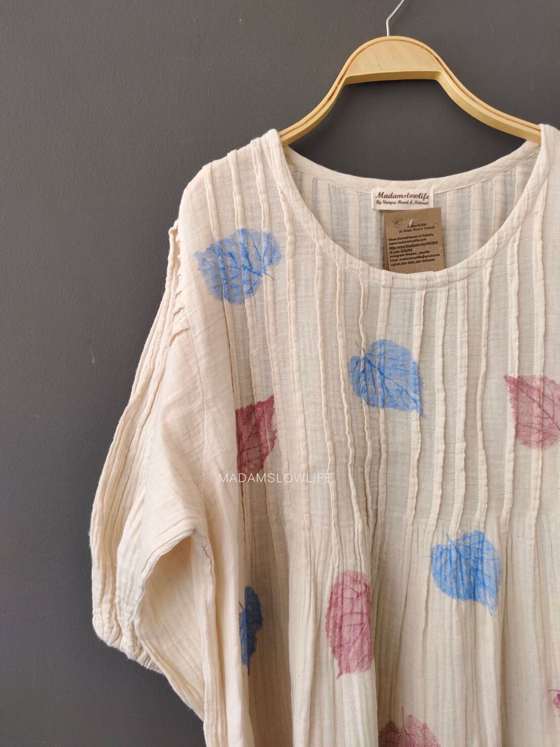 เดรสผู้หญิงแขนบอลลูน พิมพ์ลายใบไม้ Size: F