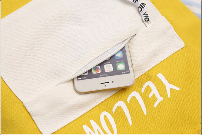 กระเป๋าสะพายไหล่ Pokémon Pikachu