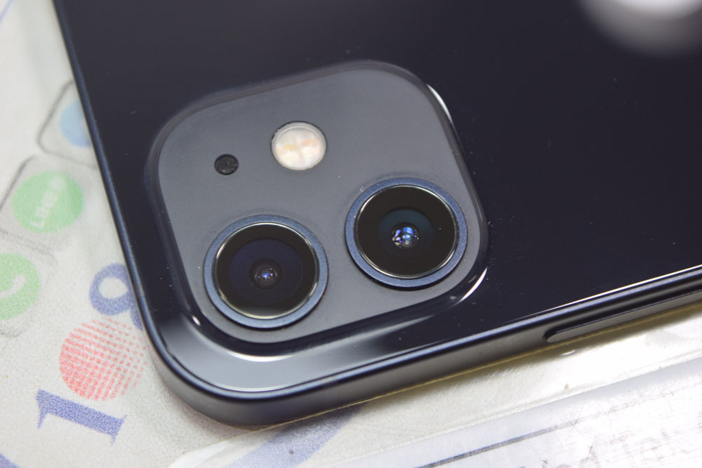 ขาย iPhone 12 64GB Black ศูนย์ไทย TH เครื่องสวย ไม่เคยซ่อม แบตดี ขายด่วน