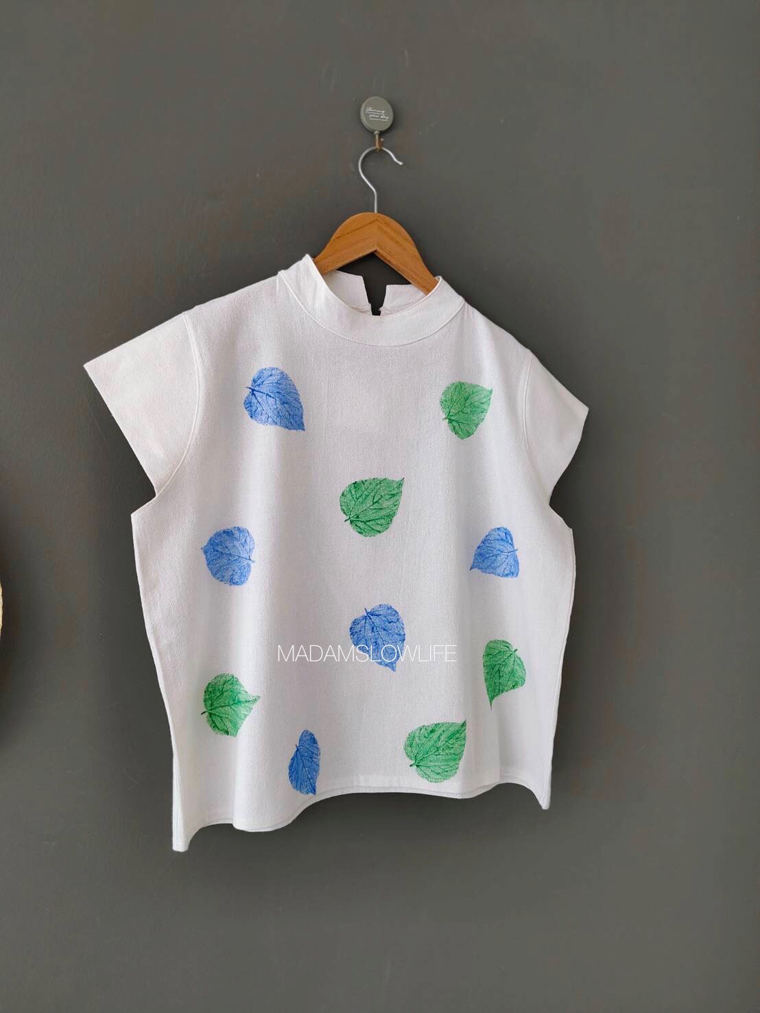 เสื้อผู้หญิง Size F อก 38-42 นิ้ว ยาว 22 นิ้ว พิมพ์ใบไม้ด้วยสีปลอดสารพิษ