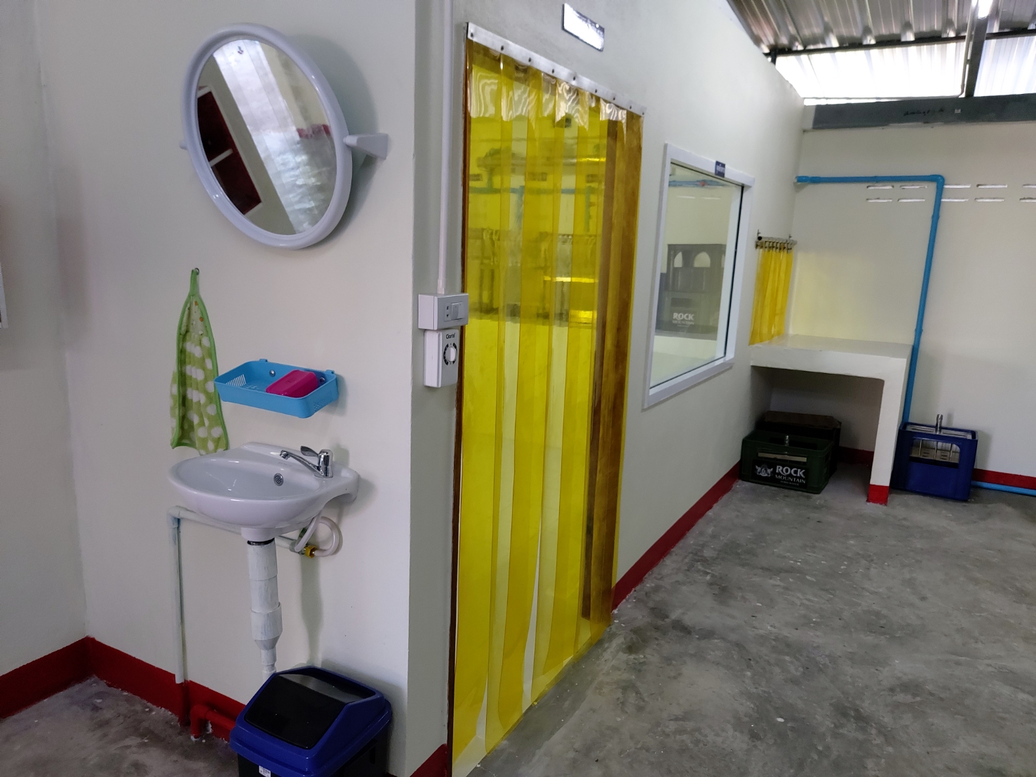 รับติดตั้งโรงงานผลิตน้ำดื่มro6000ลิตรต่อวัน พร้อมอุปกรณ์การติดตั้ง