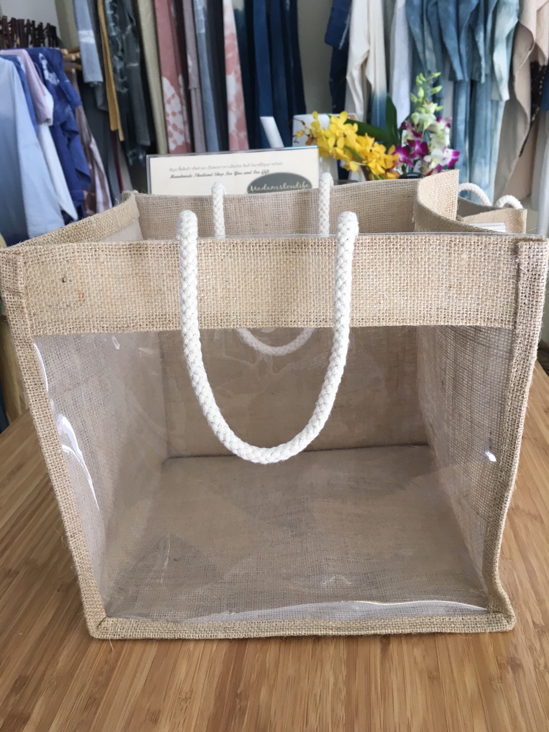 กระเป๋าผ้ากระสอบเจาะหน้าใส Eco Bag Show front D