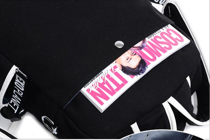 กระเป๋าเป้ ลาย Conan เรืองแสง