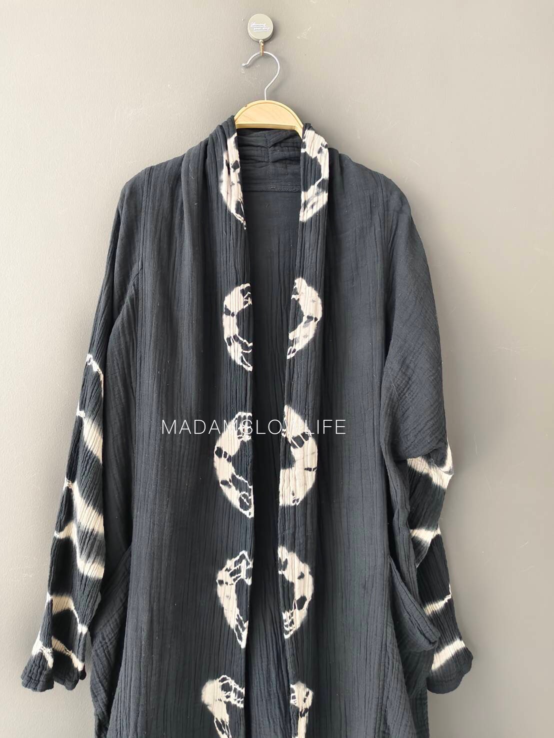 เสื้อคลุม ตัวยาว Over Coat Long เนื้อผ้าคอตตอน Cotton 100% เนื้อผ้านิ่ม Soft touch