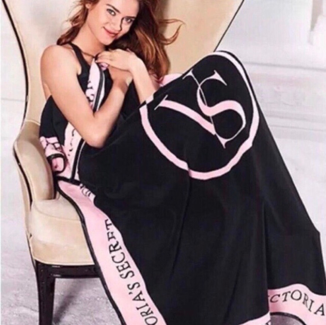 ผ้าห่ม PINK Victoria's Secret