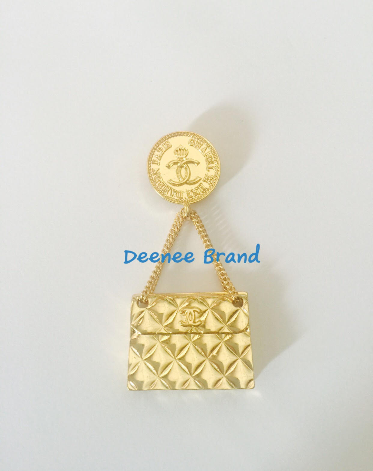 CHANEL VINTAGE BROOCH