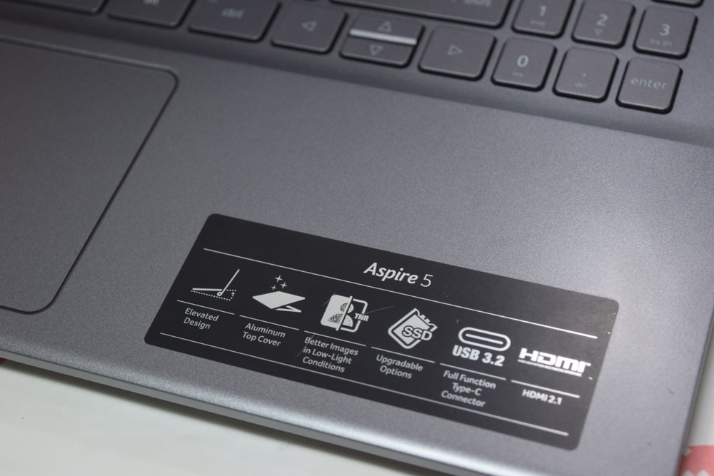 Acer Aspire 5 15.6นิ้ว60Hz Ryzen5 Gen5 RAM8 SSD512 มีสแกนนิ้ว สภาพ 99% ครบกล่อง