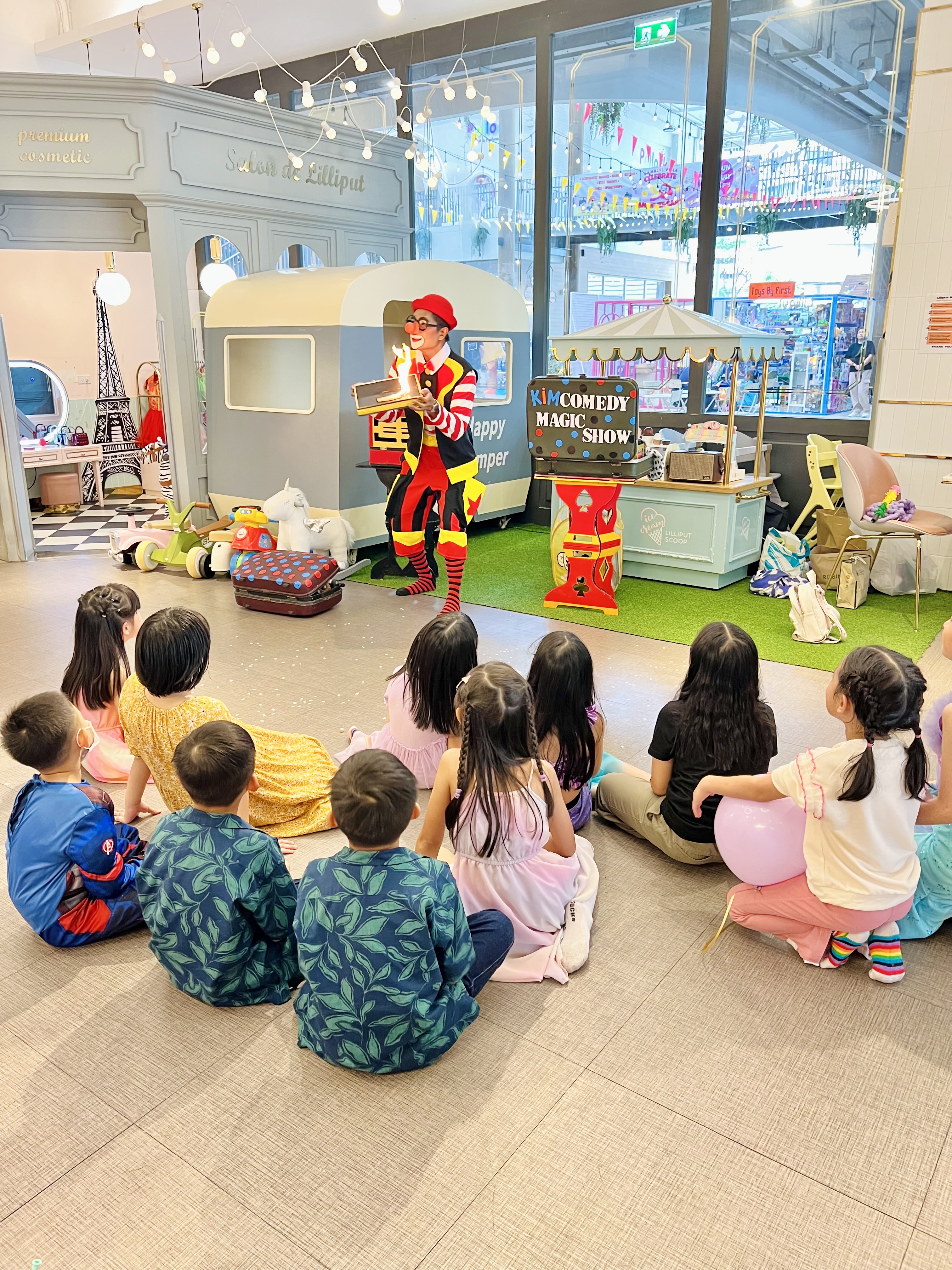 โชว์มายากล แนวตลก มายากลสำหรับเด็กๆ สร้างความสนุกและเสียงหัวเราะ