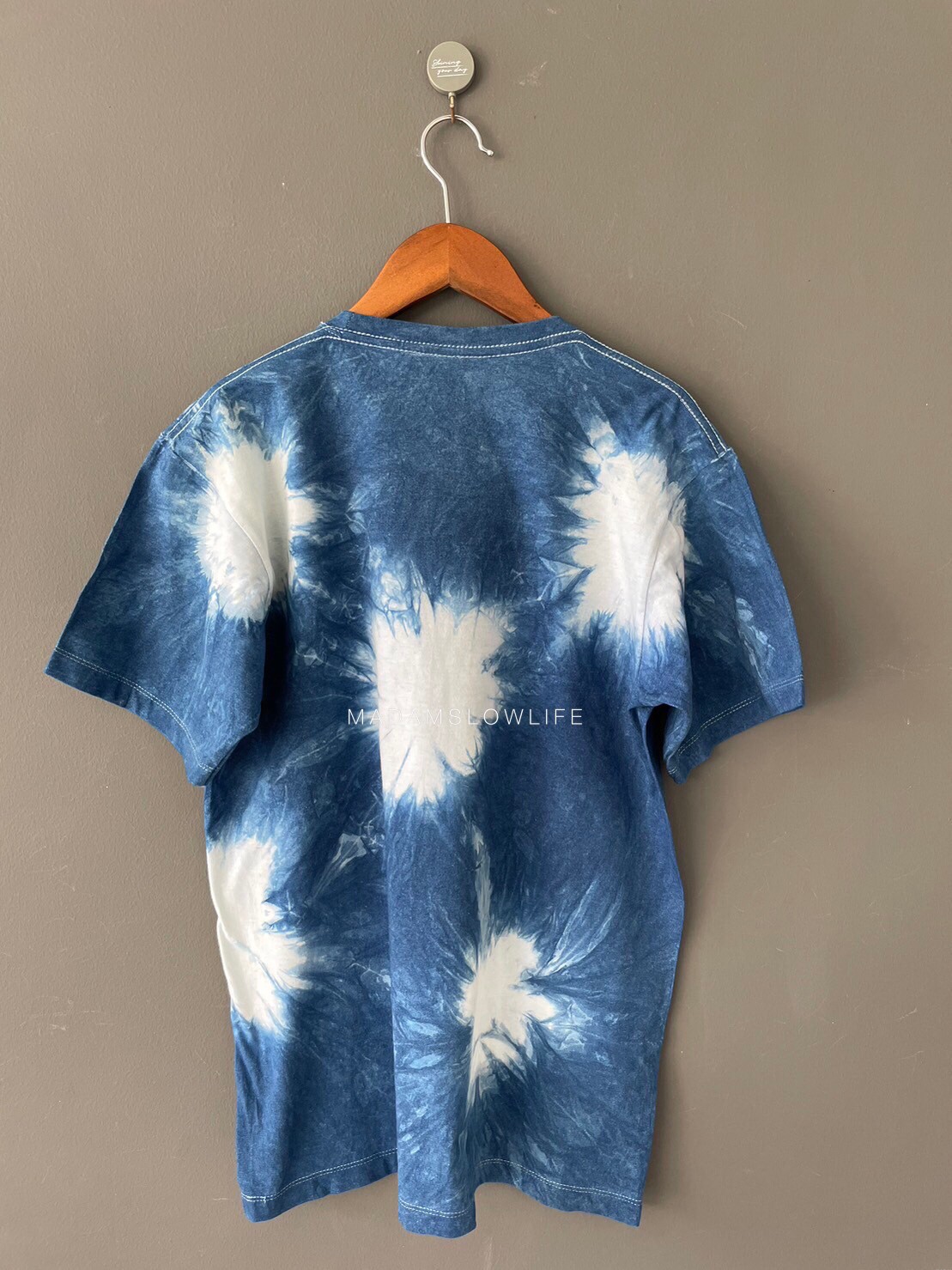 เสื้อยืด Size:L เนื้อผ้าคอตตอนพรีเมียม ย้อมสีครามธรรมชาติ