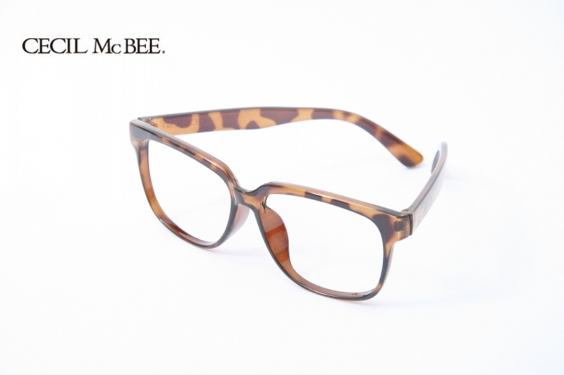 Cecil Mcbee กรอบแว่นตาลายเสือดาว แท้