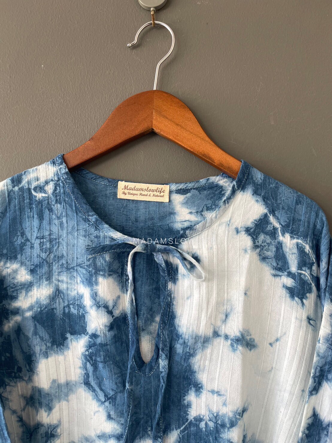 เสื้อคอวีแขนยาว Size Fย้อมสีครามธรรมชาติ