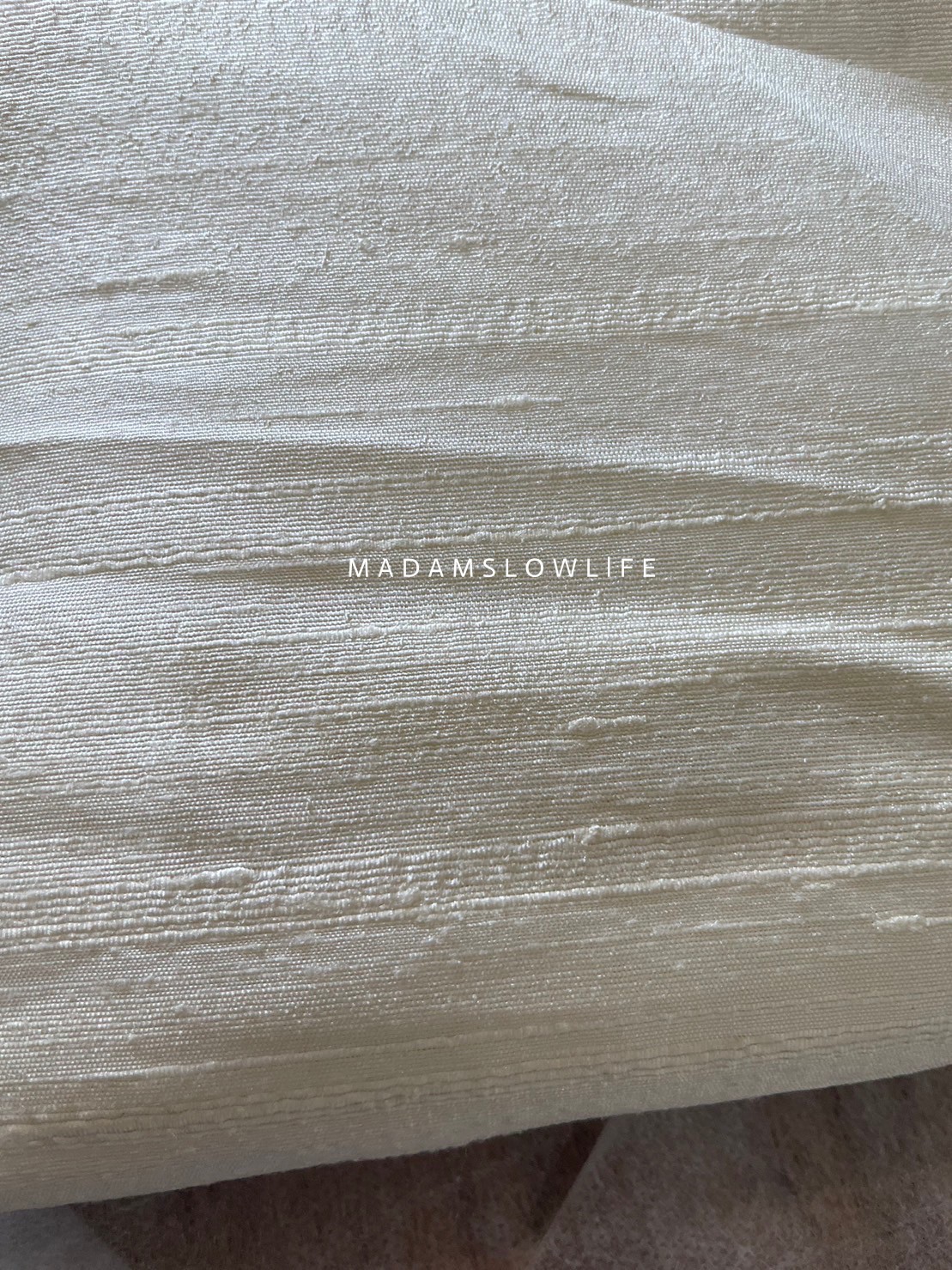 ผ้าไหมเปลือกไม้มีเทคเจอร์ หน้ากว้าง 100 เซนติเมตร Hand made