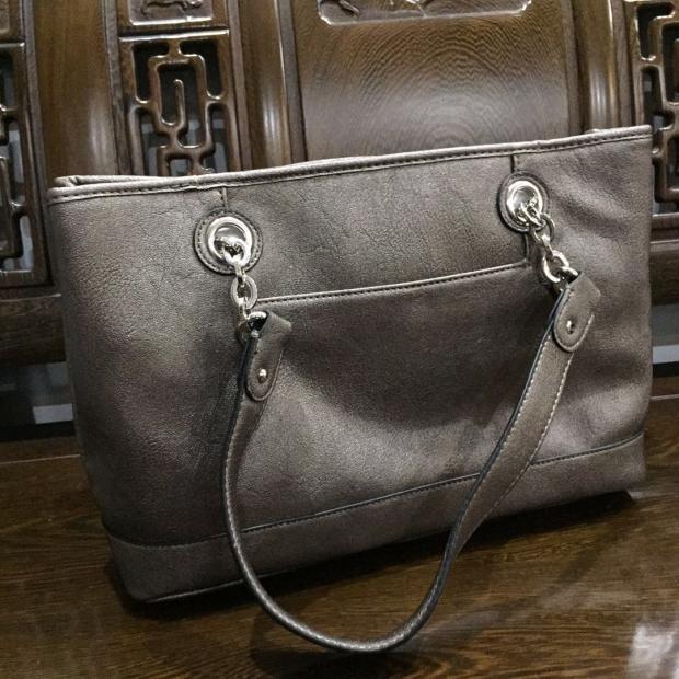 Liz Claiborne Real Fit Satchel Bag