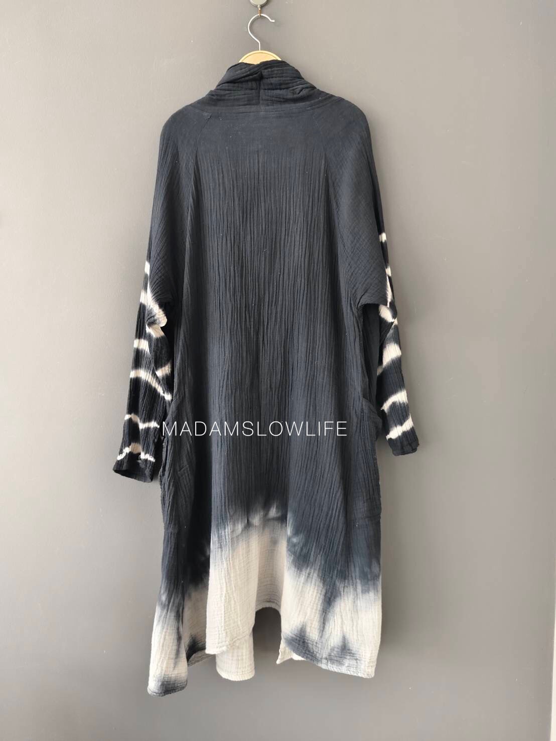 เสื้อคลุม ตัวยาว Over Coat Long เนื้อผ้าคอตตอน Cotton 100% เนื้อผ้านิ่ม Soft touch