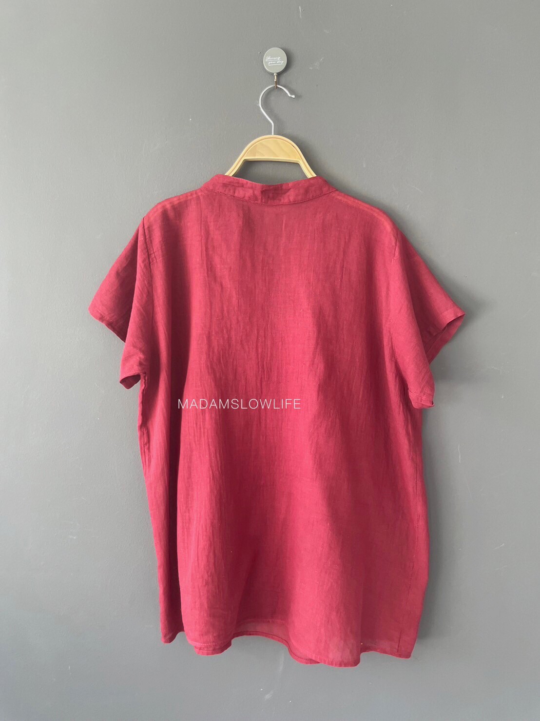 เสื้อผู้หญิง Size F สีแดงเลือดนก