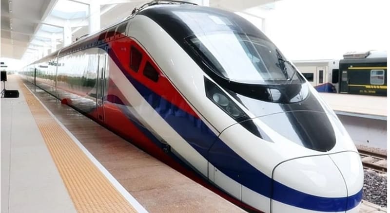 นังรถไฟลาวจีน-รถไฟความเร็วสูงไปหลวงพระบาง-ทัวร์ลาว3วัน2คืน