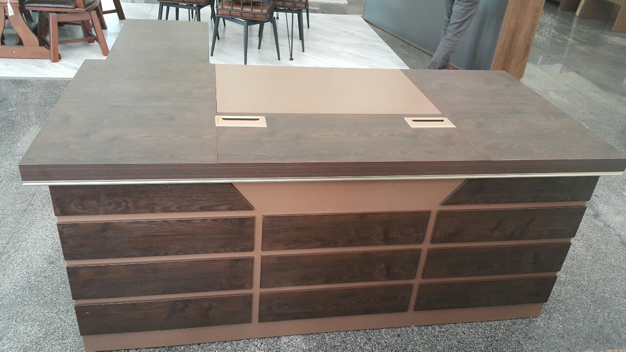 โต๊ะทำงานผู้บริหารตัวแอล 1.80 เมตร