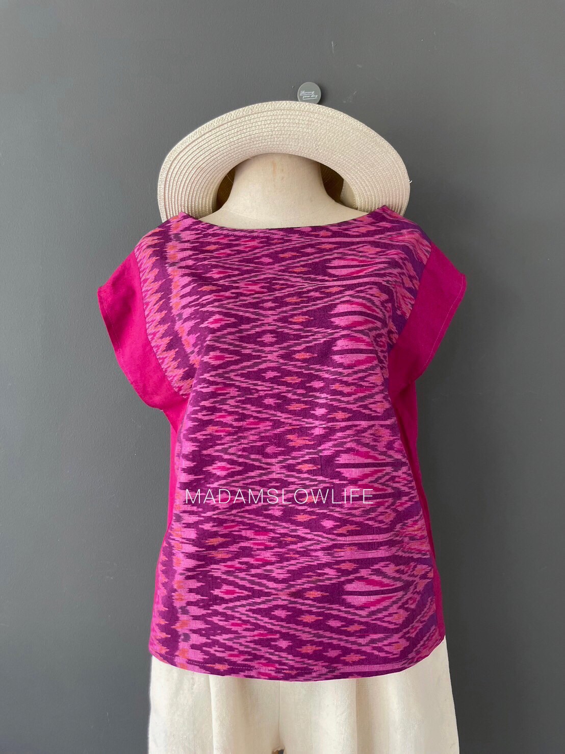 เสื้อผู้หญิง ผ้าฝ้ายมัดหมีทอมือ ลวดลายไทยโทนสีชมพูม่วง เสื้อทรงปีกผีเสื้อใส่แล้วเข้ารูปสวย