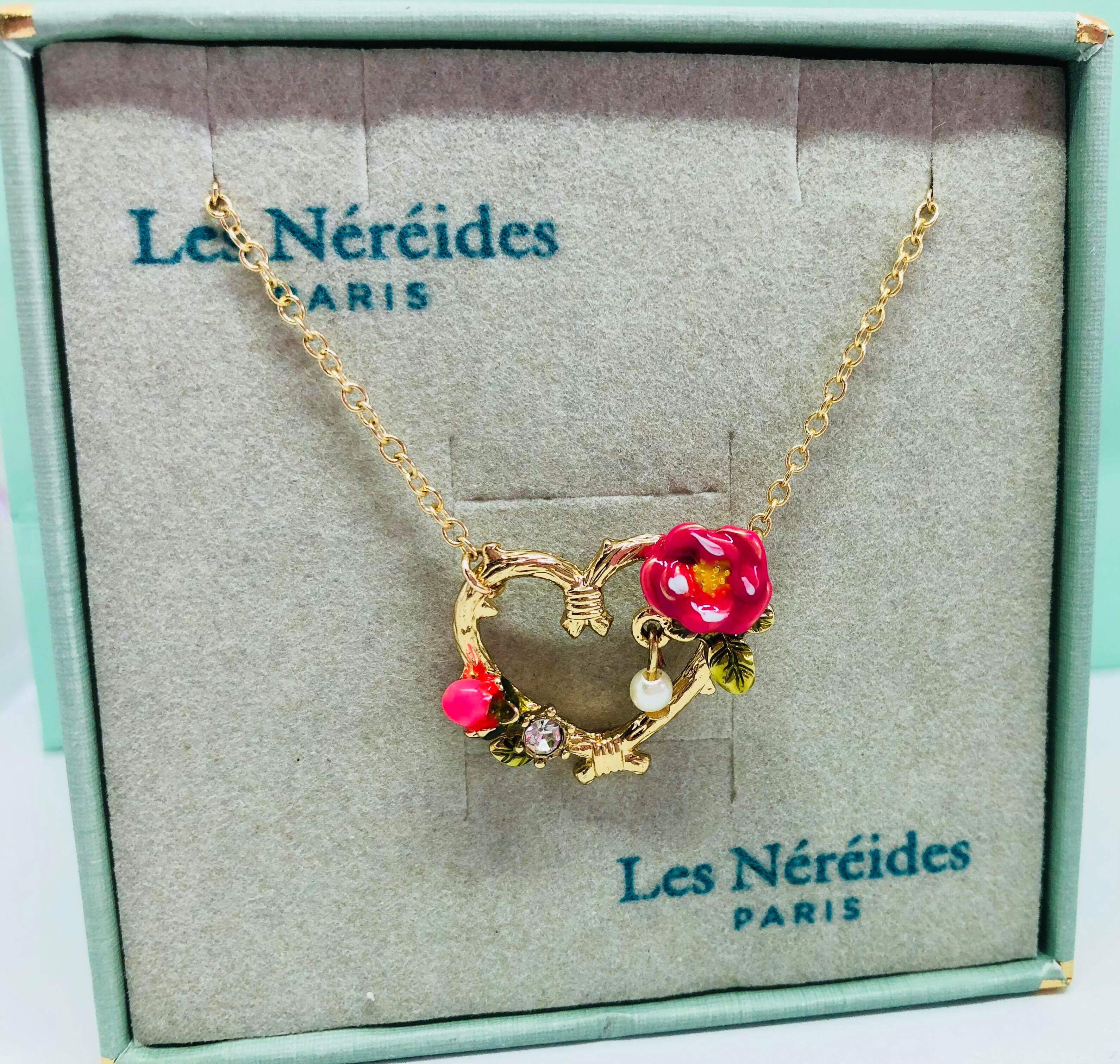 Les Nereides Necklace