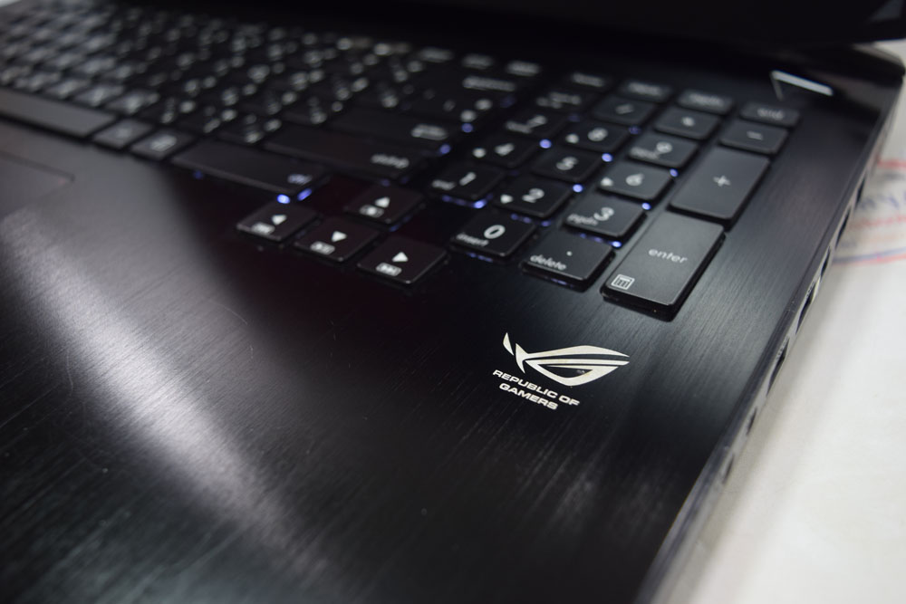 ขาย Gaming Asus G750JW จอใหญ่ถึง 17.3 นิ้ว Core i7 RAM 16GB เป็น SSD M.2+HDD 1TB