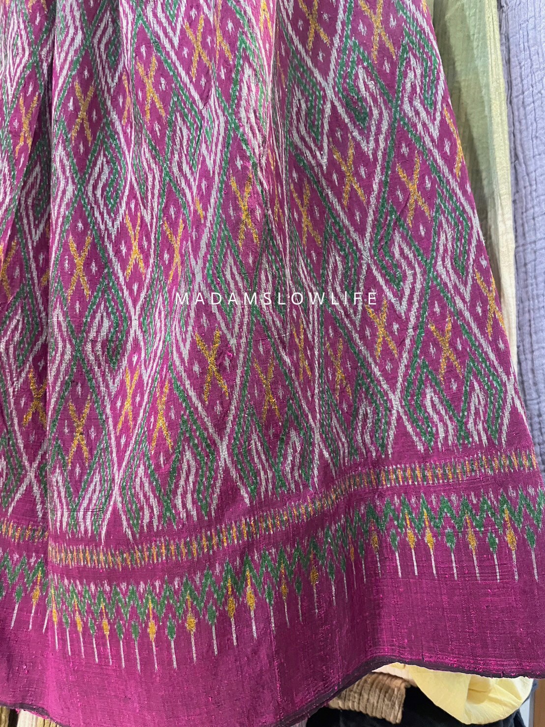 กระโปรงผ้าไหมมัดหมี่ Size F