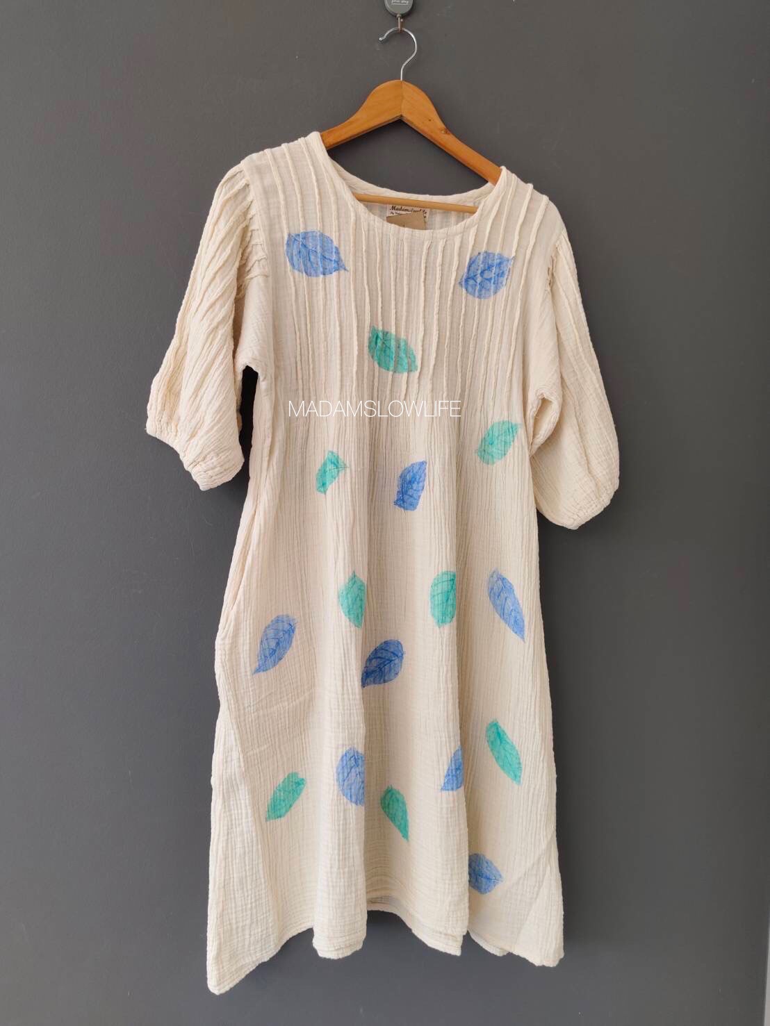 เดรสพิมพ์ใบไม้ Size F อก 36-42 นิ้ว