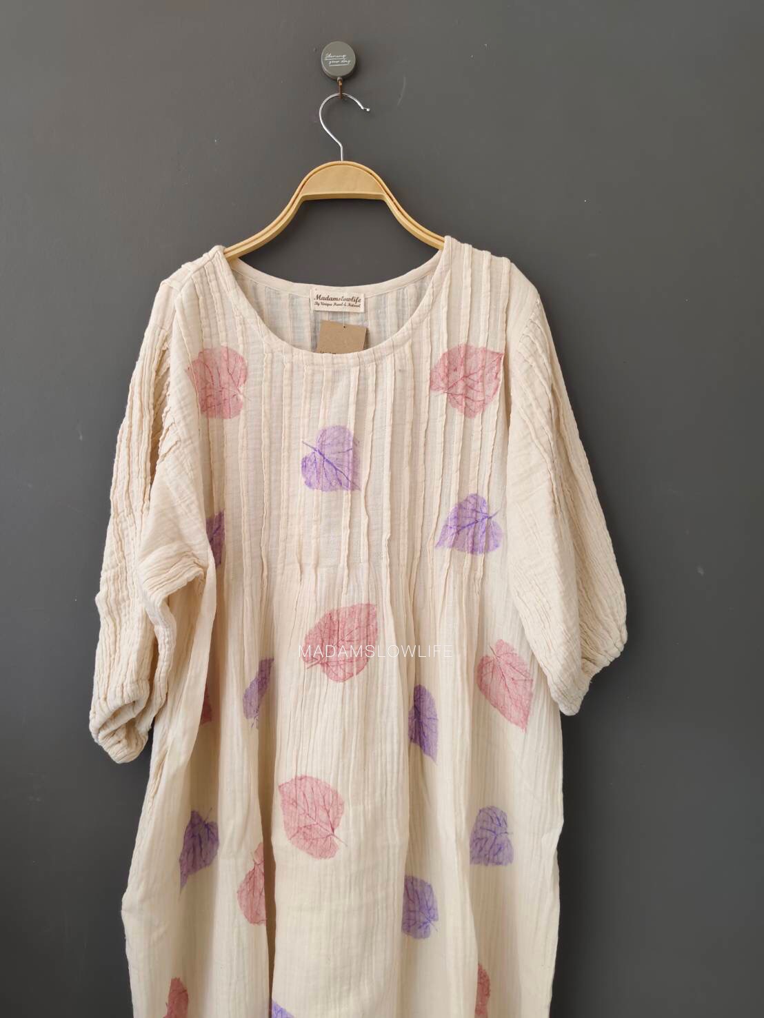 เดรสผู้หญิงแขนบอลลูน พิมพ์ลายใบไม้ Size: F