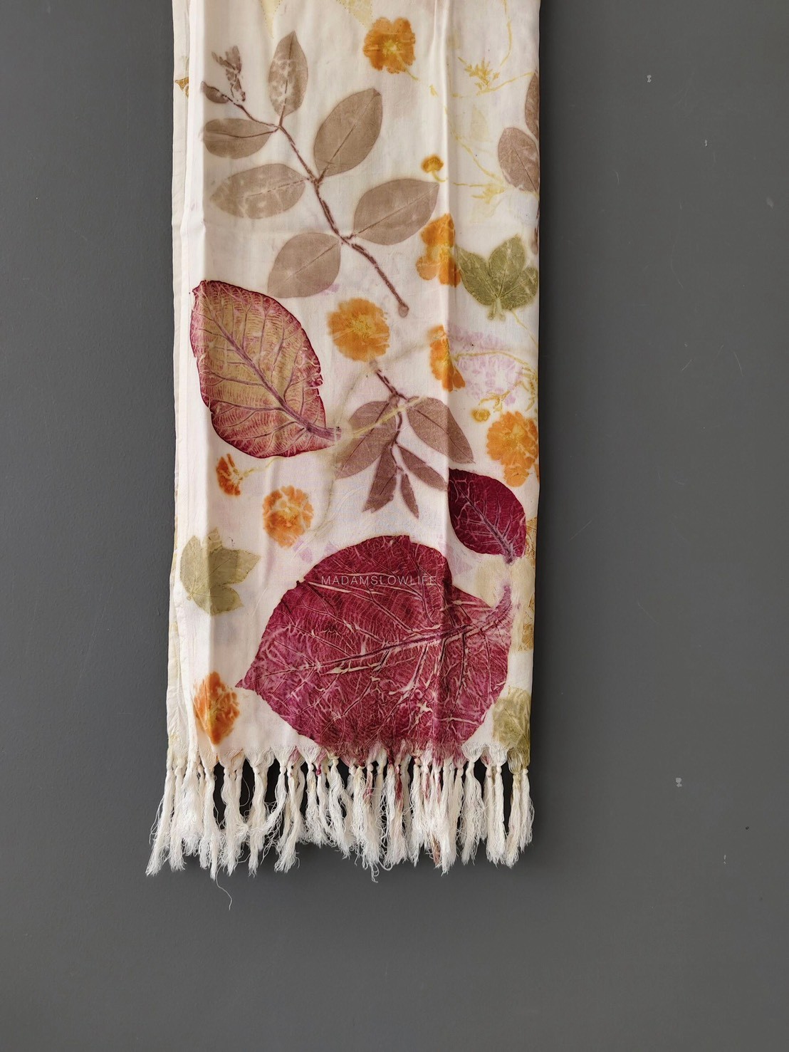 ผ้าพันคอ cotton Eco print Size : กว้าง 70 cm × ความยาว 170 cm มีให้เลือก 6 โทนสี