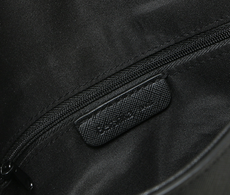 Bershka Slim Chain Sling Bag