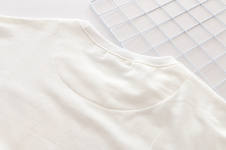 เสื้อแขนยาวจากเกมสุดฮิต เกมเลี้ยงแมว Neko Atsume