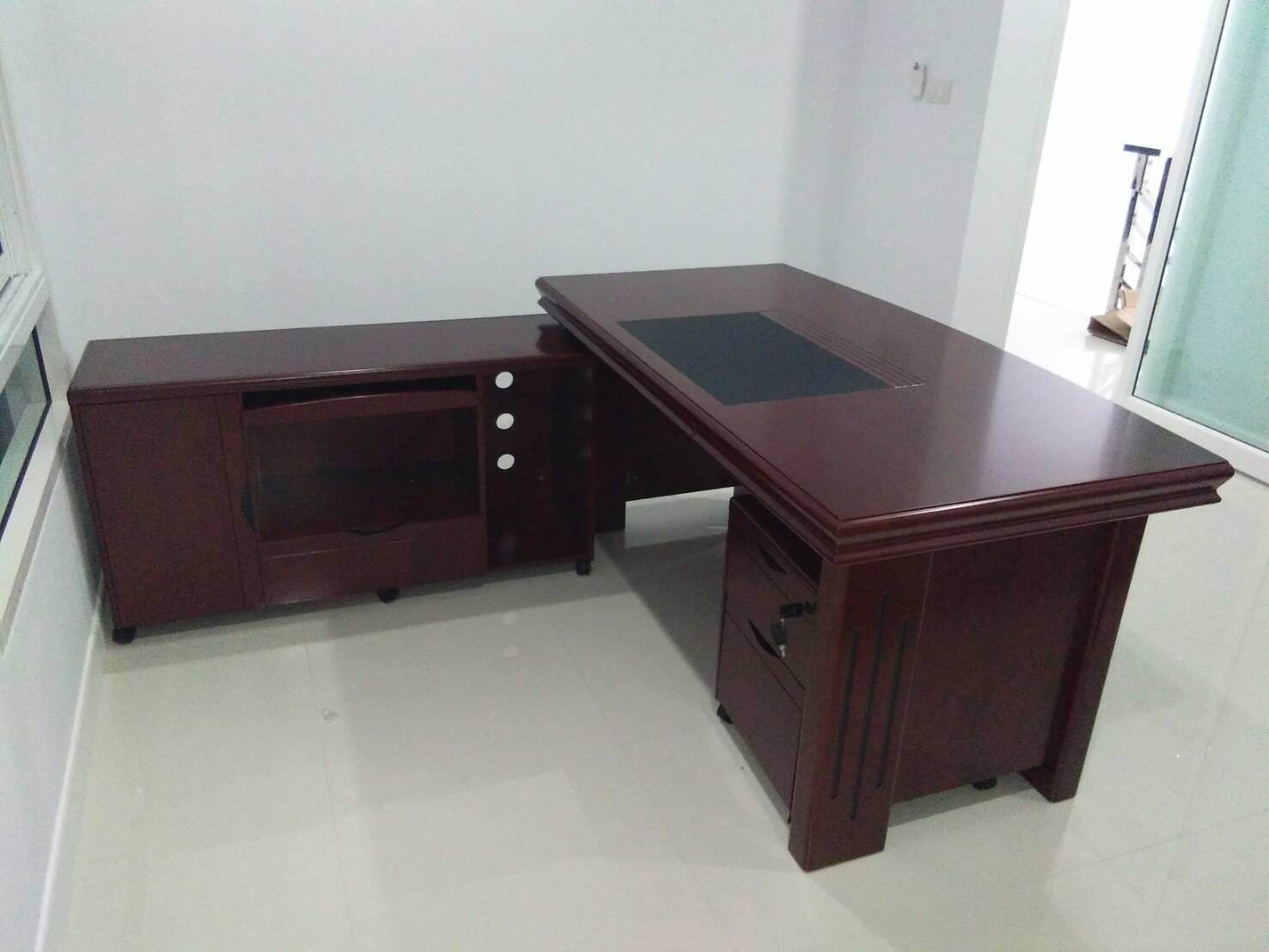 โต๊ะทำงานผู้บริหาร Nova 1.60 เมตร