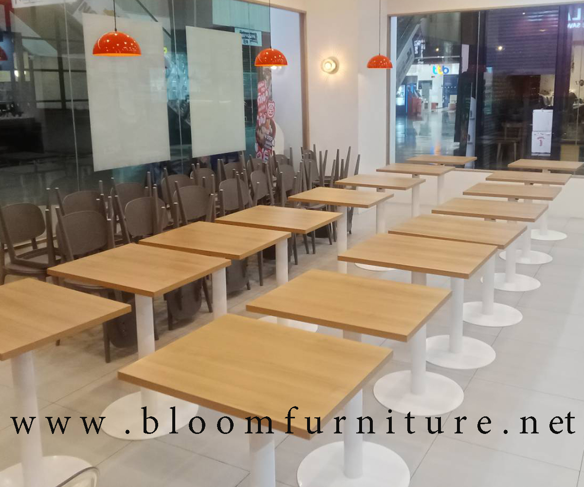โต๊ะคาเฟ่ โต๊ะร้านกาแฟ ขาเหล็ก หน้าโต๊ะสั่งตัดตามขนาดที่ต้องการได้