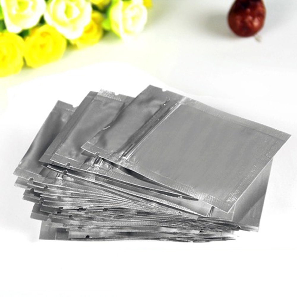 ถุงฟอยด์เงินทึบ ซิปล็อค ตั้งไม่ได้ ขนาด 20*30 ซม.